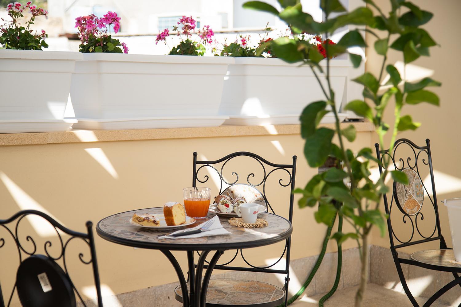 Le Tre Ninfe Cinisi Bed & Breakfast Eksteriør bilde
